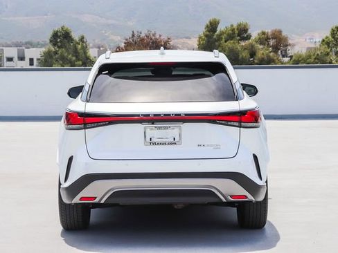 Used 2025 Lexus RX 350h w/ Convenience Package AWD/4WD image 5