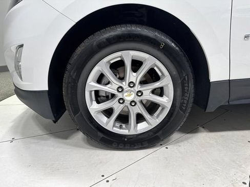 Used 2021 Chevrolet Equinox LS FWD image 6