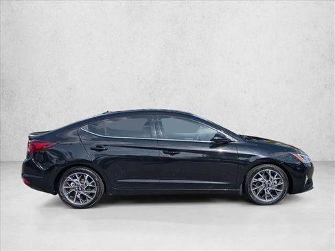 Used 2020 Hyundai Elantra Limited w/ Ultimate Package 03 image 4