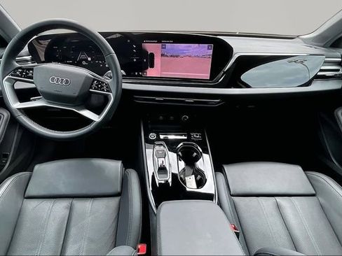 Used 2025 Audi A5 2.0T Premium Plus w/ Premium Plus AWD/4WD image 15