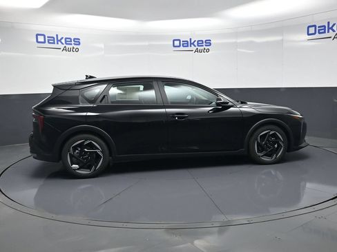 New 2026 Kia K4 EX FWD image 8