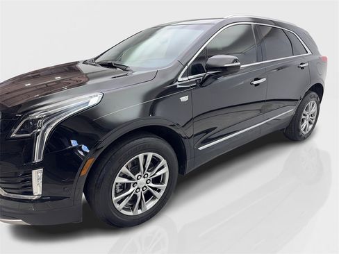 Used 2021 Cadillac XT5 Premium Luxury image 11