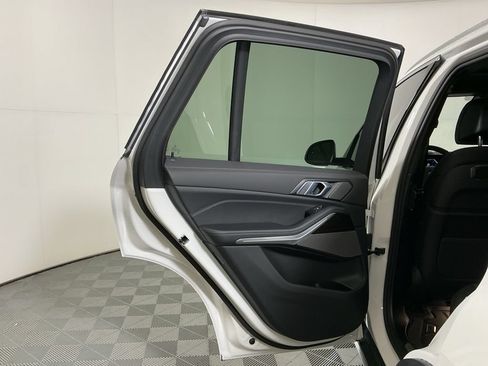 Certified 2026 BMW X5 sDrive40i w/ Climate Comfort Package RWD image 24