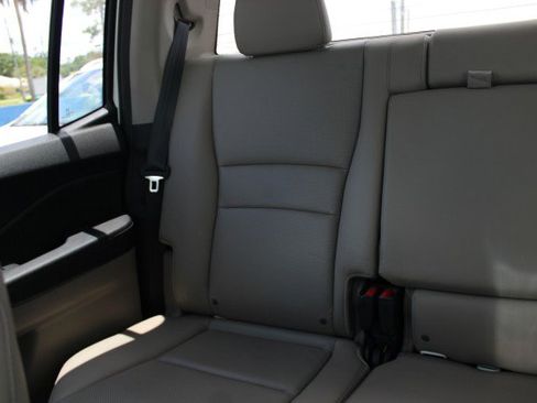 Used 2017 Honda Ridgeline RTL-T image 32