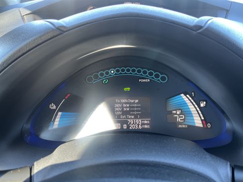 Used 2015 Nissan Leaf S w/ Charge Package image 16