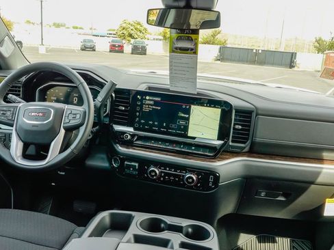 New 2026 GMC Sierra 1500 SLE w/ Max Trailering Package AWD/4WD image 13