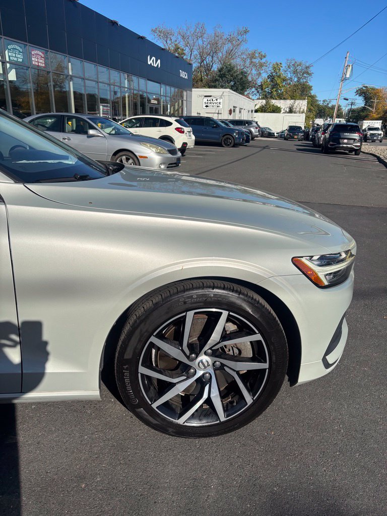 Used 2019 Volvo S60 T6 Momentum w/ Premium Package AWD/4WD image 13
