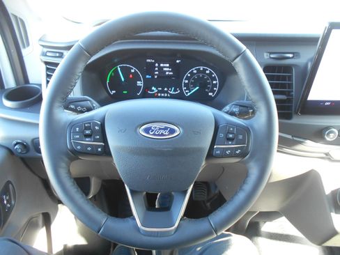Used 2022 Ford E-Transit Medium Roof w/ Load Area Protection Package image 13