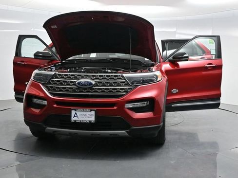 Used 2024 Ford Explorer King Ranch w/ Technology Package AWD/4WD image 47