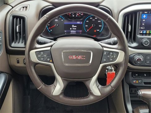 Used 2020 GMC Canyon SLT w/ Trailering Package image 10