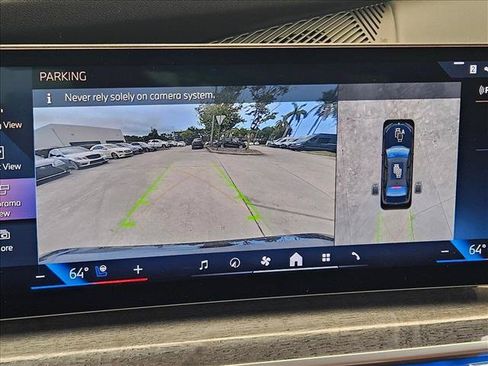 Used 2024 BMW 760i xDrive w/ Luxury Rear Seating Package AWD/4WD image 12