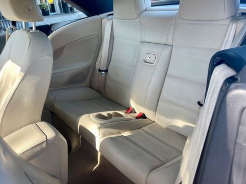 Used 2016 Volkswagen Eos Komfort image 13