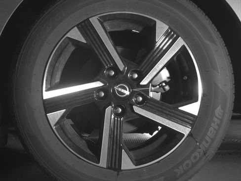 Used 2025 Nissan Sentra SV image 14