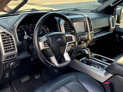 Used 2019 Ford F150 Platinum w/ Equipment Group 701A Luxury image 13