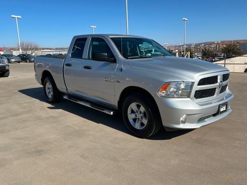 Used 2017 RAM 1500 Express image 7