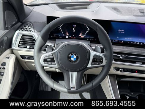 Used 2026 BMW X5 xDrive40i w/ M Sport Package image 15
