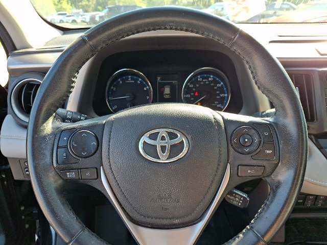 Certified 2018 Toyota RAV4 Limited AWD/4WD image 23