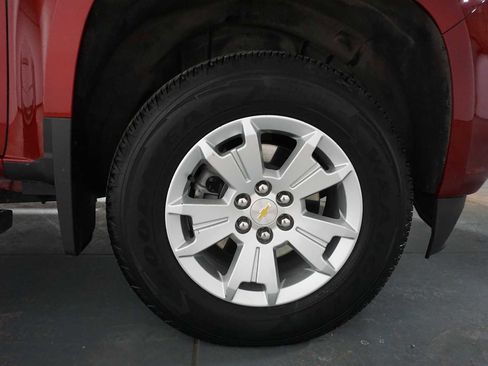 Used 2022 Chevrolet Colorado LT image 11