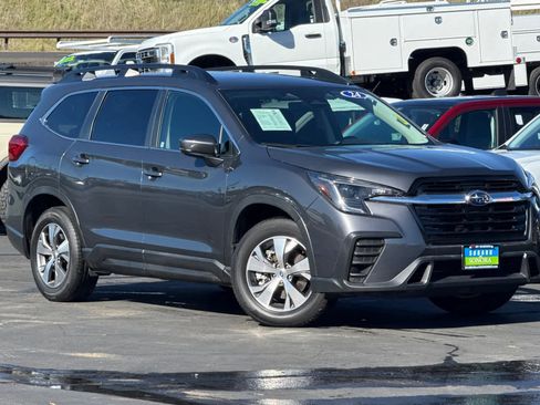 Certified 2024 Subaru Ascent Premium w/ Convenience Package image 2