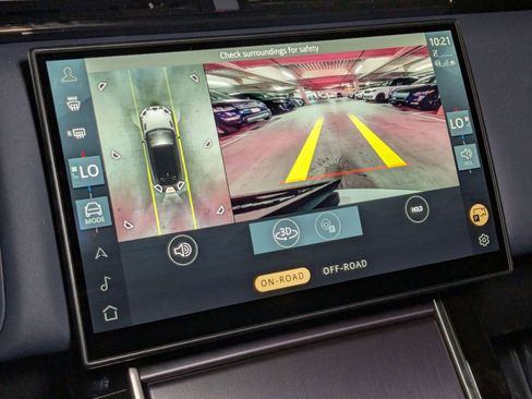 New 2026 Land Rover Range Rover Velar Dynamic SE image 13