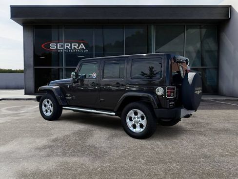 Used 2013 Jeep Wrangler Unlimited Sahara w/ Mopar Chrome Edition Group AWD/4WD image 3