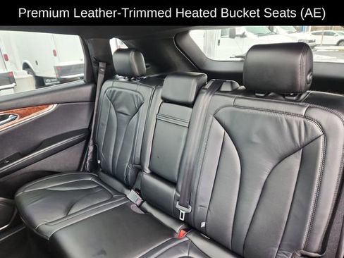 Used 2016 Lincoln MKX Select w/ Climate Package image 29