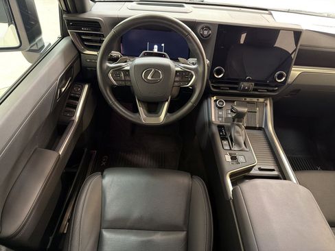 Used 2024 Lexus GX 550 AWD/4WD image 24