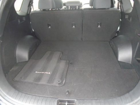 Used 2021 Hyundai Santa Fe SEL image 6