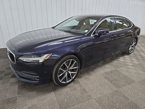 Used 2019 Volvo S90 T6 Momentum image 8