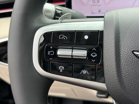 New 2026 Genesis GV70 2.5T image 25