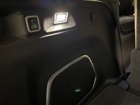 Used 2021 Jeep Grand Cherokee L Limited image 34