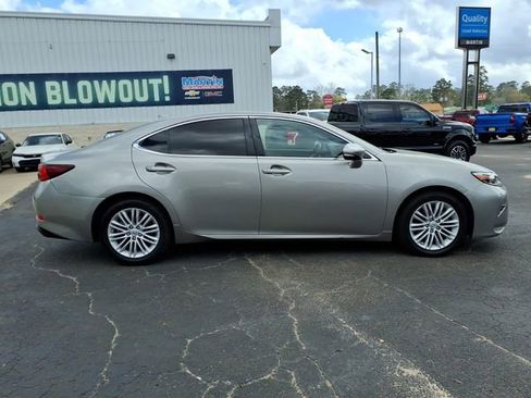 Used 2017 Lexus ES 350 image 4