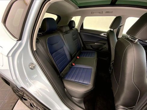 New 2026 Volkswagen Taos SEL AWD/4WD image 10