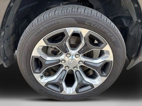 Used 2019 RAM 1500 Limited AWD/4WD image 14