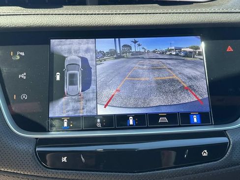 Certified 2025 Cadillac XT5 Premium Luxury w/ Technology Package image 28