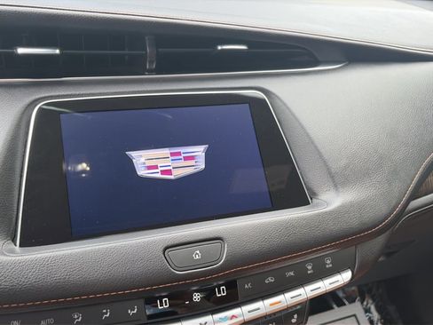 Used 2022 Cadillac XT4 Premium Luxury w/ Cold Weather Package AWD/4WD image 11