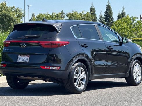 Used 2019 Kia Sportage LX FWD image 4