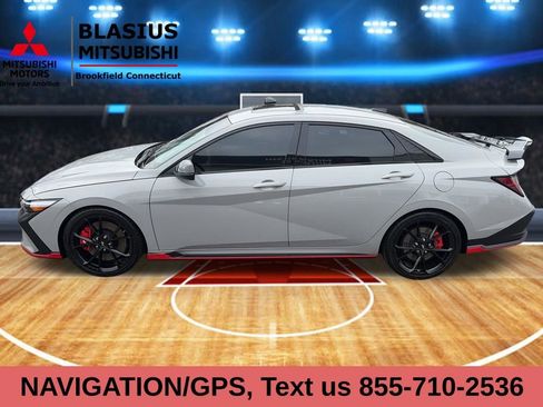 Used 2025 Hyundai Elantra N image 5