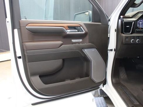 Used 2023 GMC Sierra 1500 Denali w/ Denali Reserve Package AWD/4WD image 41