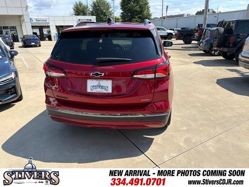 Used 2023 Chevrolet Equinox RS w/ LPO, Floor Liner Package FWD image 11