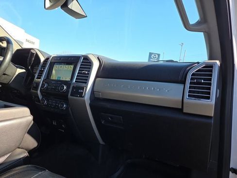 Used 2017 Ford F250 Lariat w/ Lariat Ultimate Package image 14