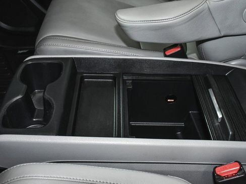 Used 2019 Honda Odyssey EX-L image 42