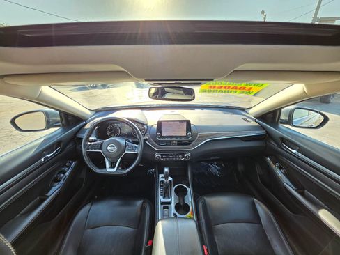 Used 2020 Nissan Altima 2.5 SL FWD image 2
