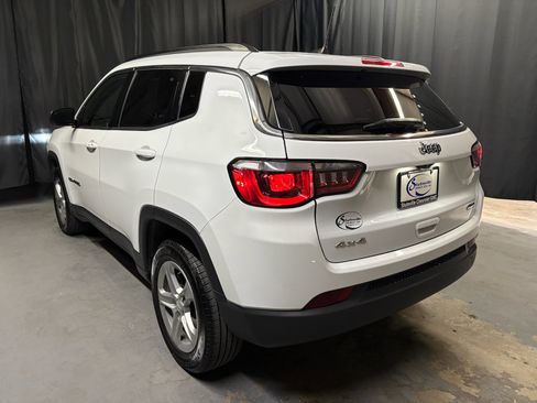 Used 2024 Jeep Compass Latitude AWD/4WD image 7