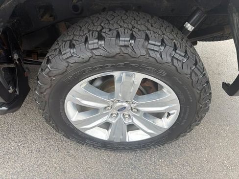 Used 2017 Ford F150 Platinum AWD/4WD image 14