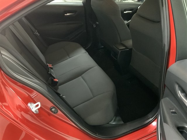Used 2021 Toyota Corolla LE FWD image 17