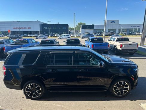 Used 2023 Chevrolet Suburban RST AWD/4WD image 4