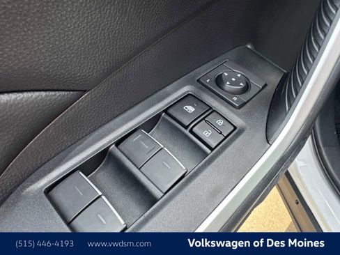 Used 2025 Toyota RAV4 XLE image 23