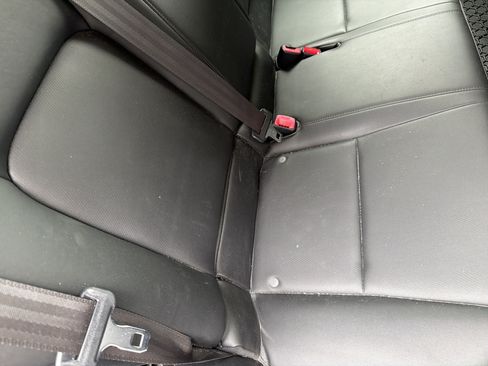 Used 2015 Lexus CT 200h w/ Navigation Package FWD image 34