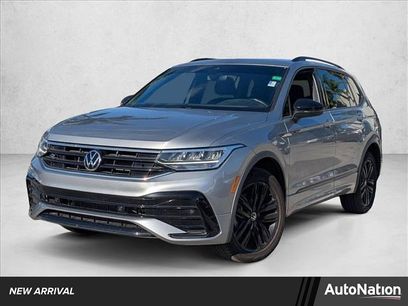 Used 2022 Volkswagen Tiguan SE R-Line